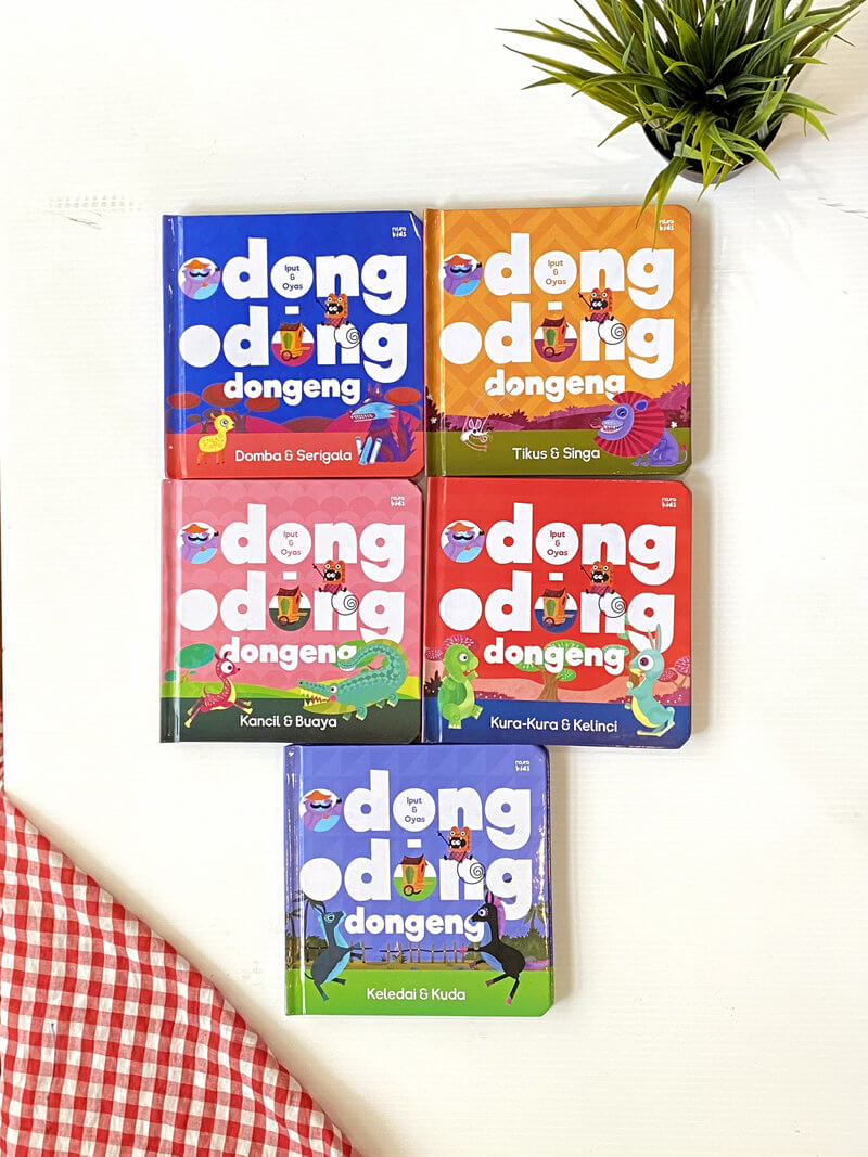 buku dongeng hewan anak dengan ilustrasi menarik