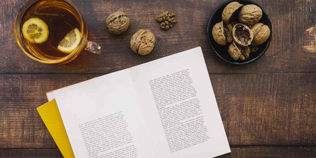 5 Buku yang Membuat Liurmu Banjir Saat Membaca